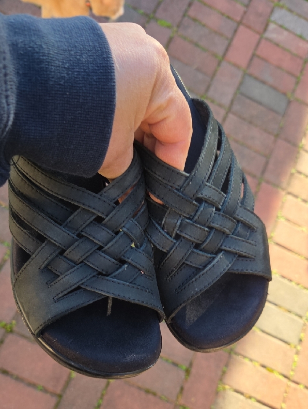 G.H. Bass & Co. Black Braided Slide Wedges